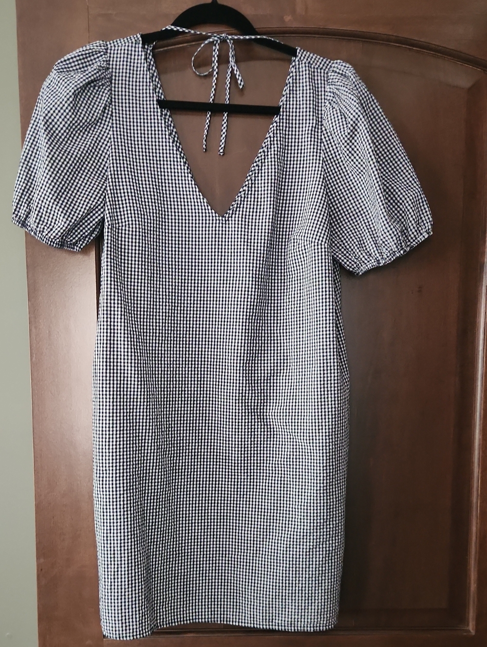 A New Day Gingham Puff-Sleeve V-Neck Mini Dress Black/White Medium